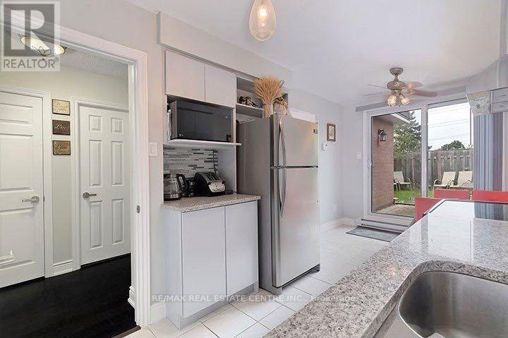 200 - 2170 BROMSGROVE ROAD, Mississauga (Clarkson) — photo 9