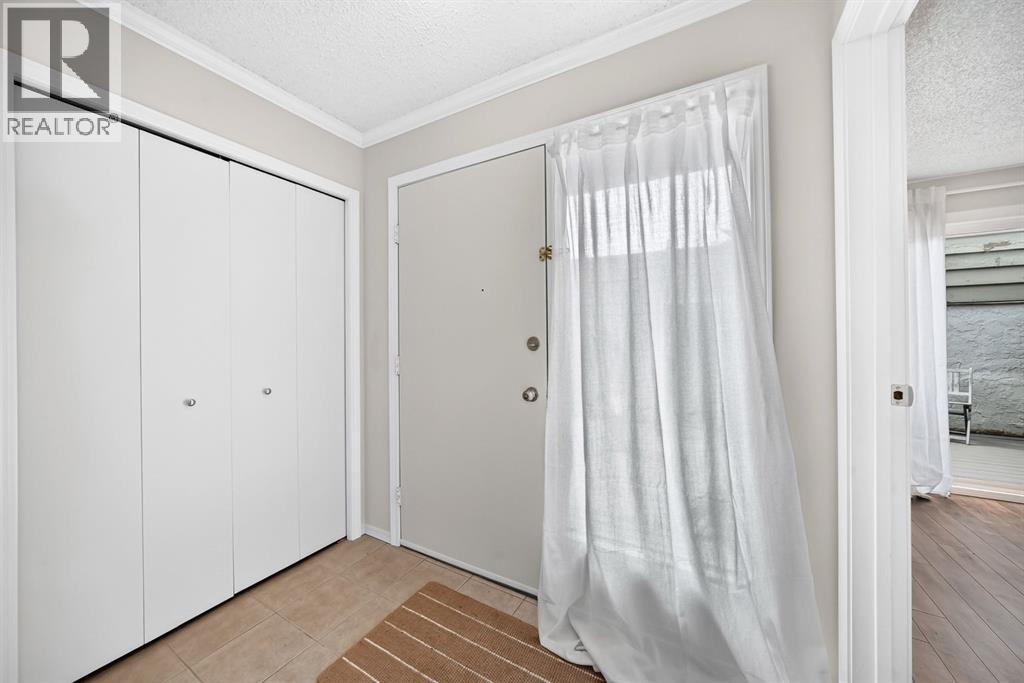 #502 5660 23 Avenue NE - 4