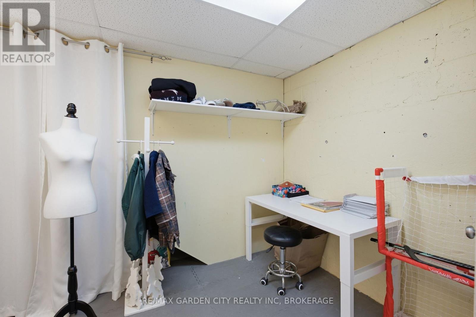 4993 RENDALL CRESCENT - Image 34