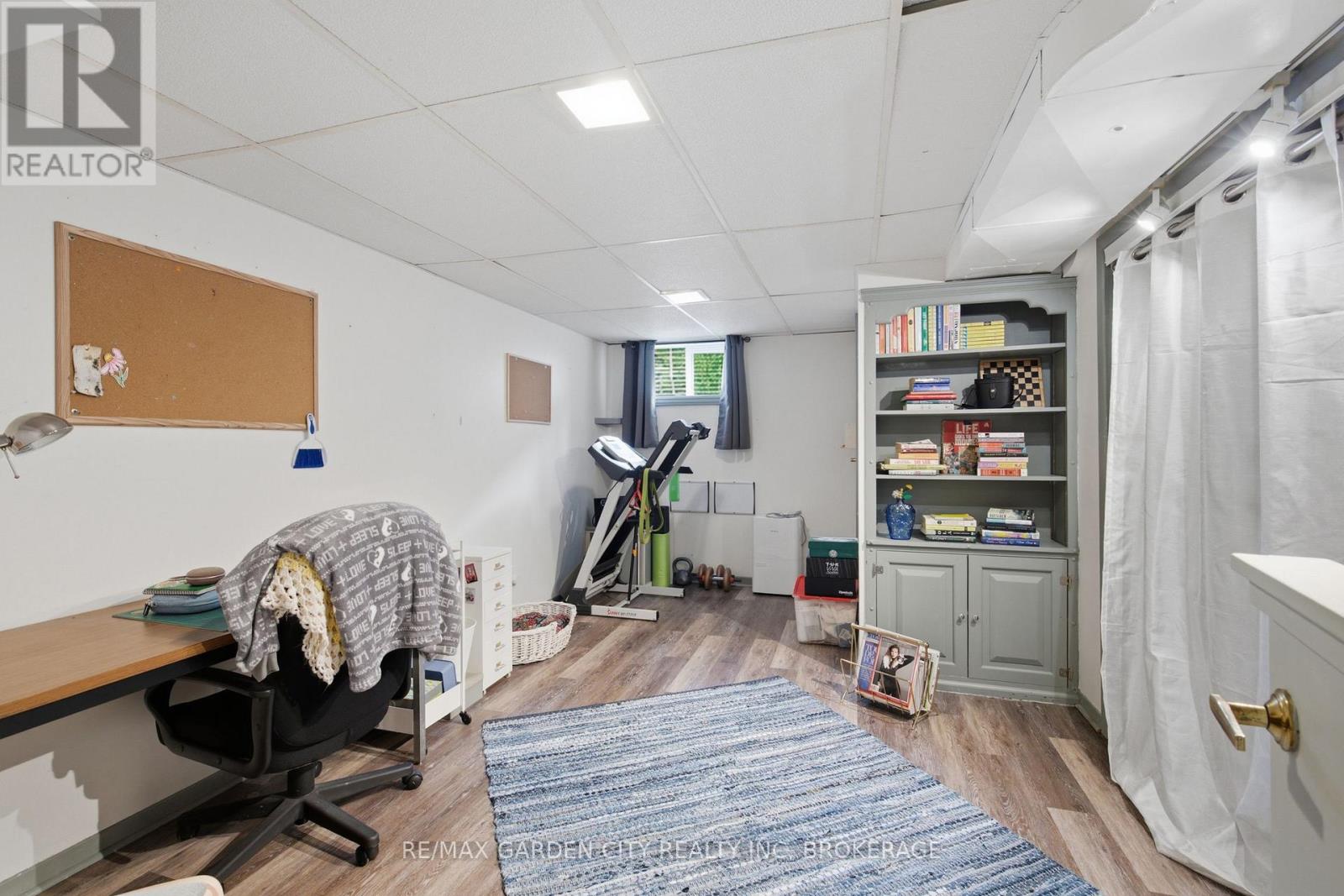 4993 RENDALL CRESCENT - Image 35