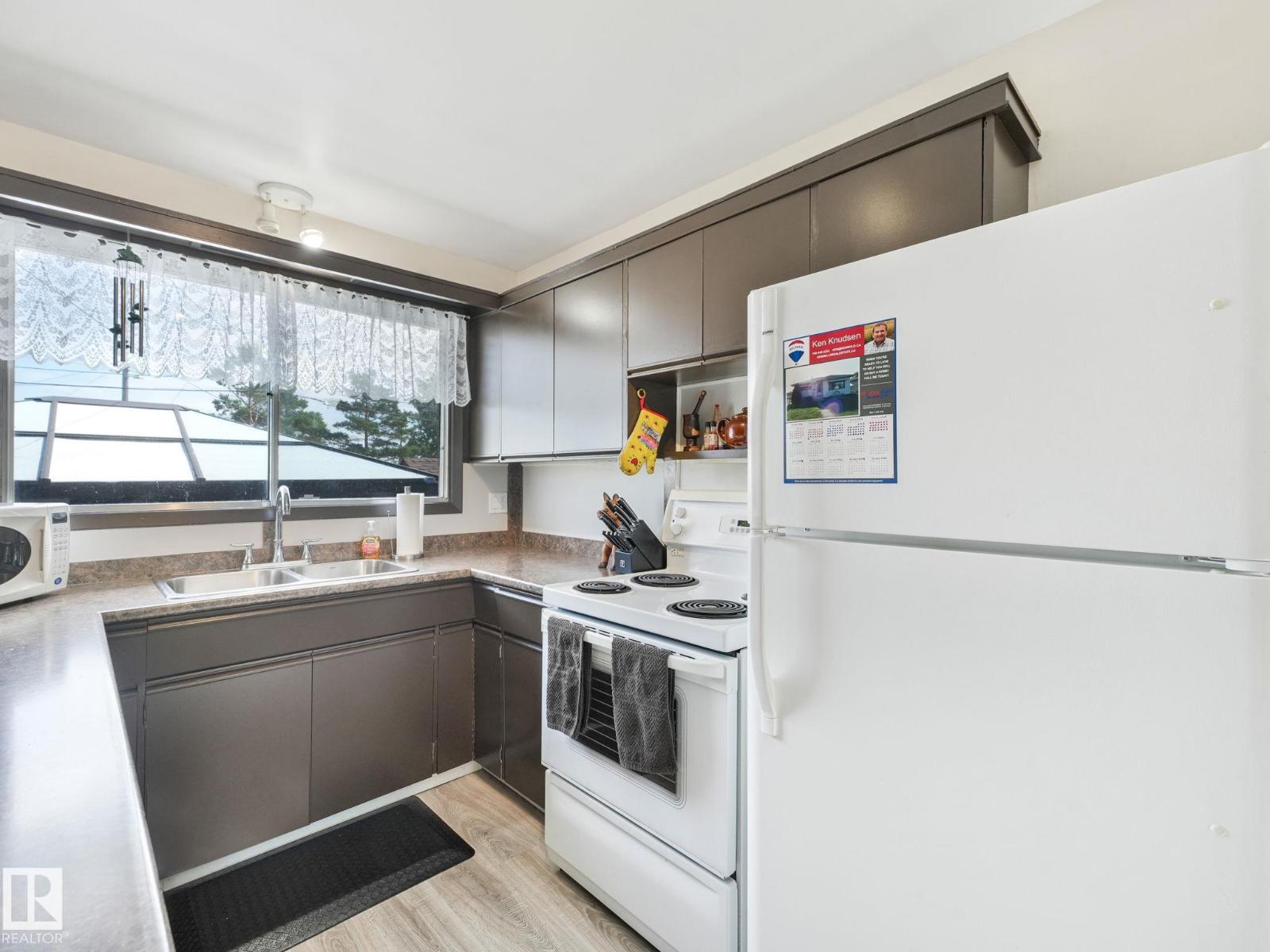 13323 58 ST NW - Image 41