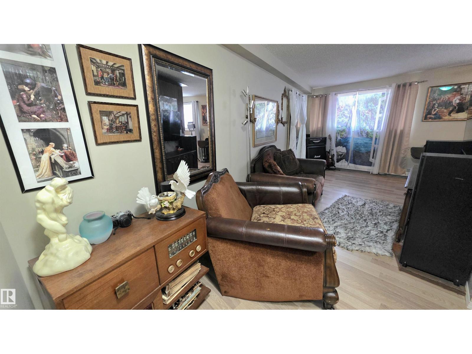 #104 8930 149 ST NW - 5