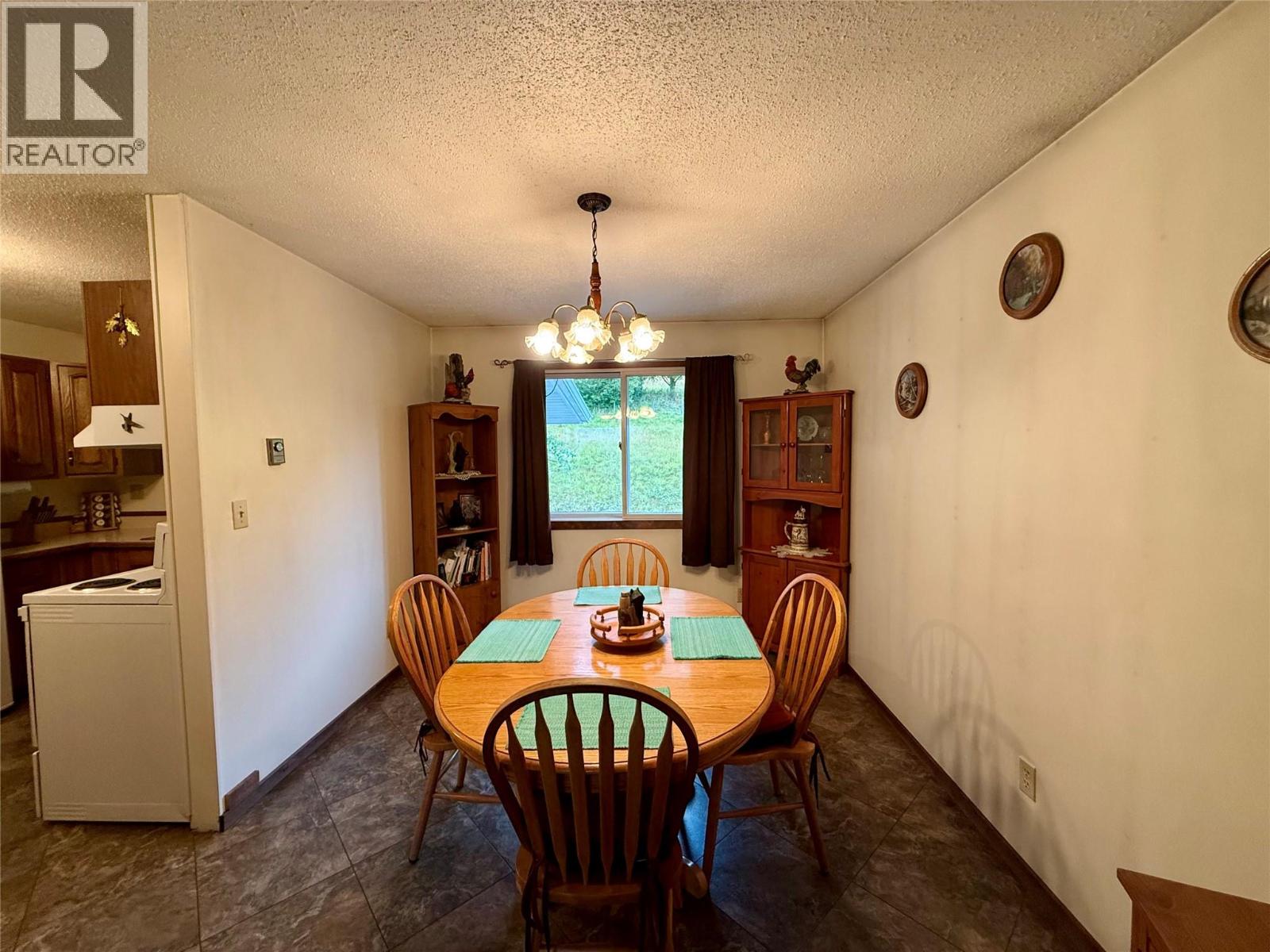 6801 Hillside Drive - Image 10
