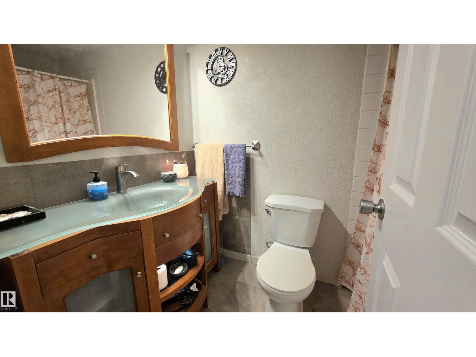 #104 8930 149 ST NW - 22