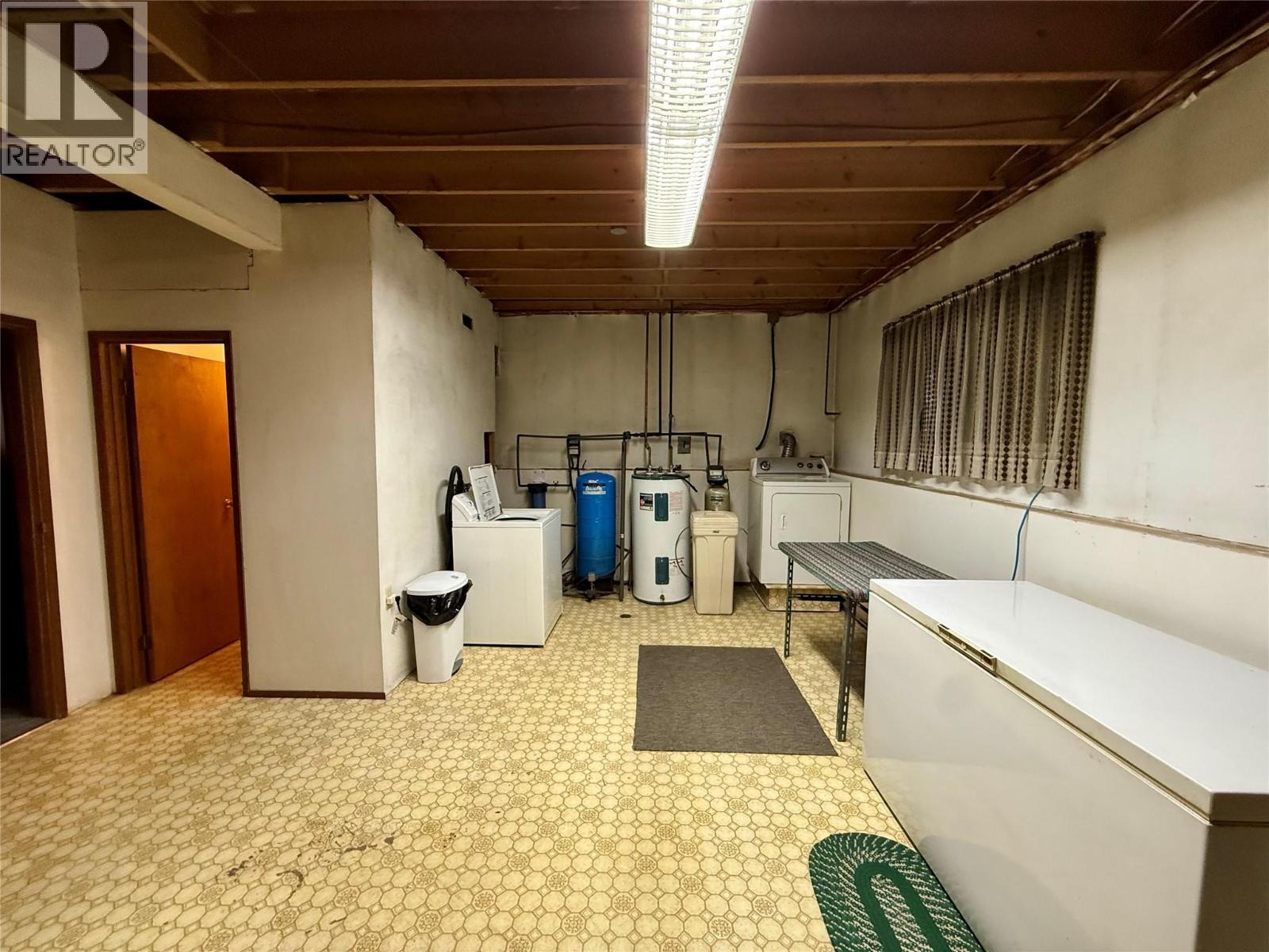 6801 Hillside Drive - 21