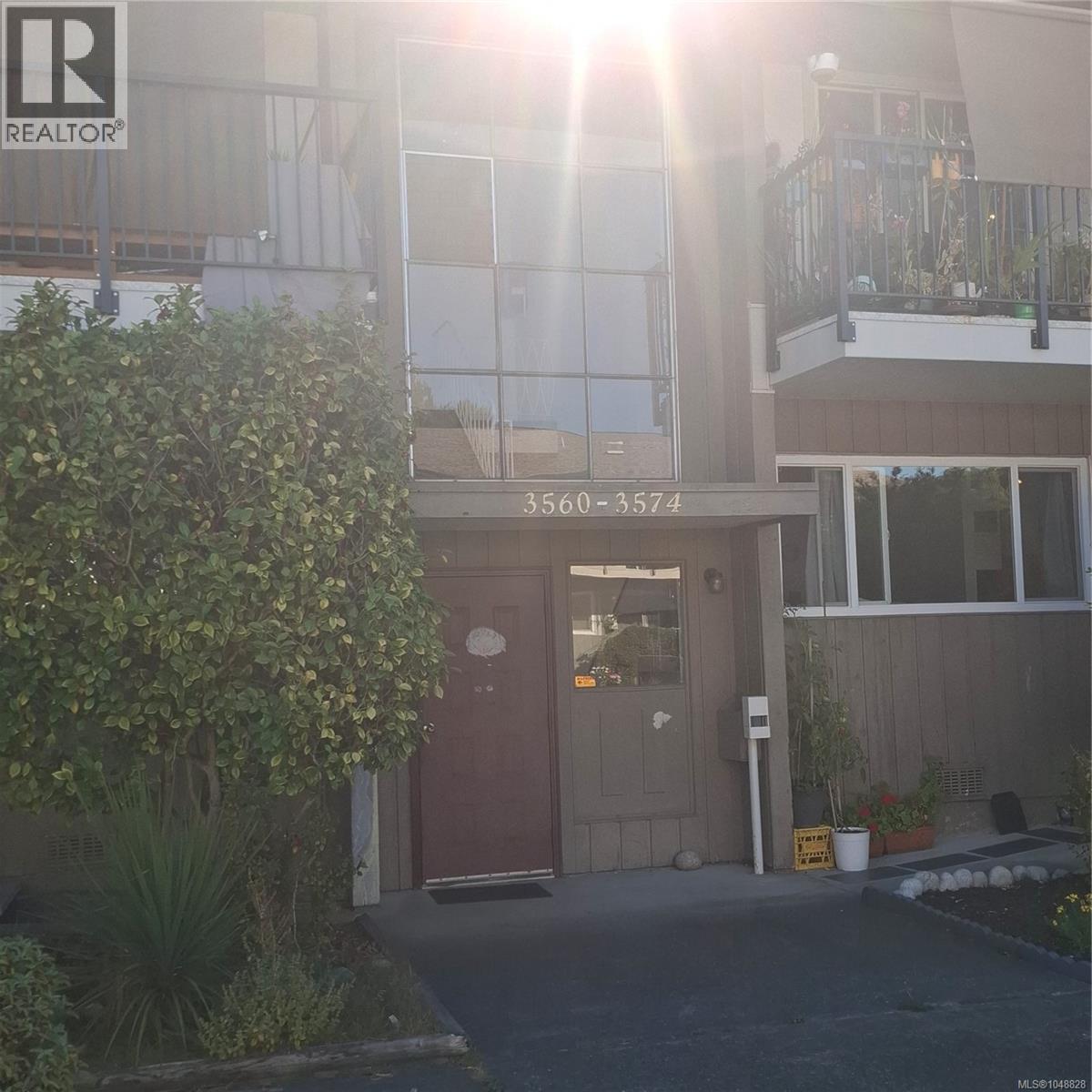 3566 Tillicum Rd - 14