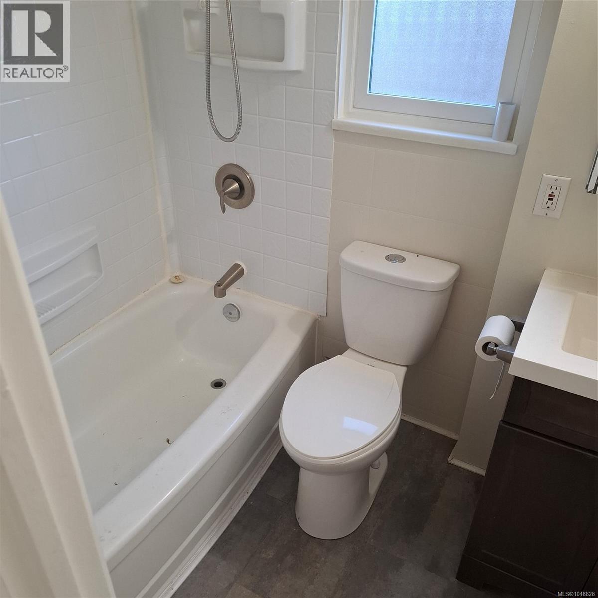 3566 Tillicum Rd - 6