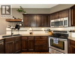 19 Hanson Green, Penhold, AB T0M1R0 Photo 15