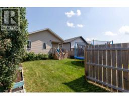 19 Hanson Green, Penhold, AB T0M1R0 Photo 40