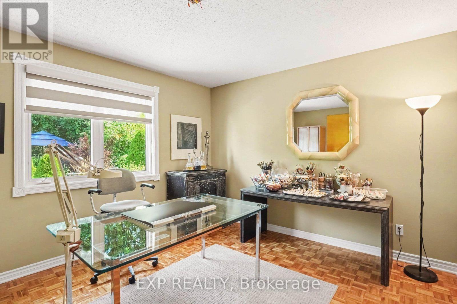 1347 METZ CRESCENT - 12
