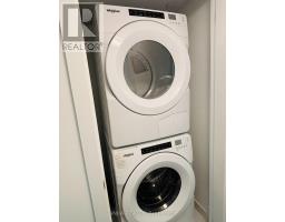 622 - 585 Bloor Street E, Toronto, ON M4W0B3 Photo 9