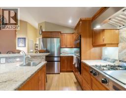 Kitchen - 307 Partridge Road, Tappen, BC V1E3A4 Photo 18