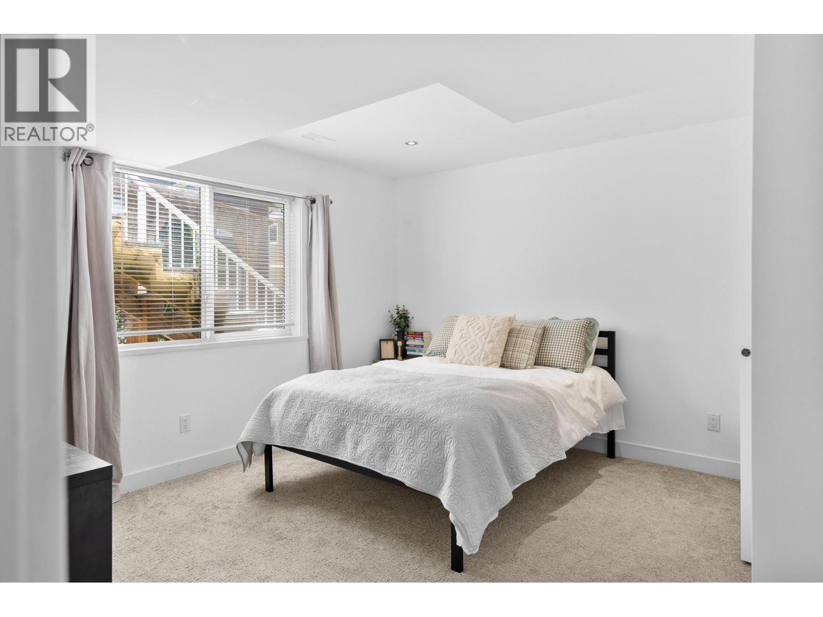 #129 8800 Dallas Drive - Image 27
