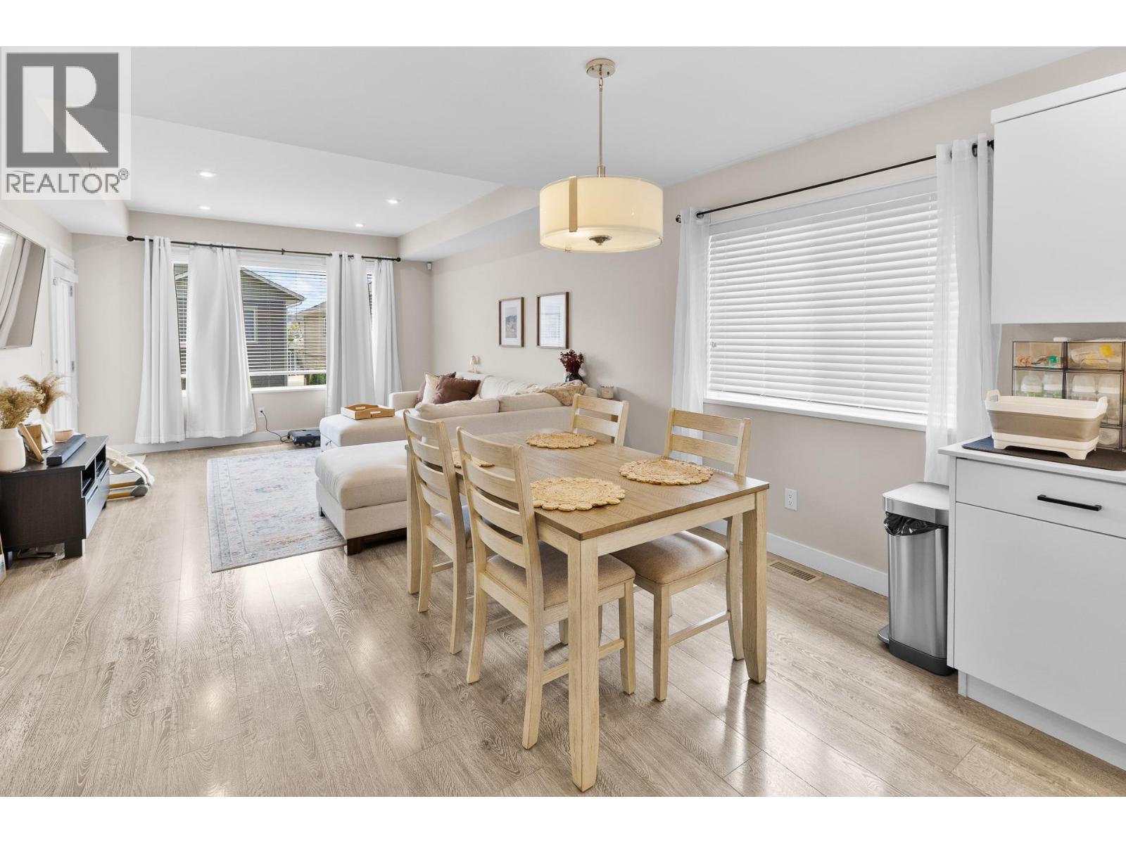 #129 8800 Dallas Drive - Image 11
