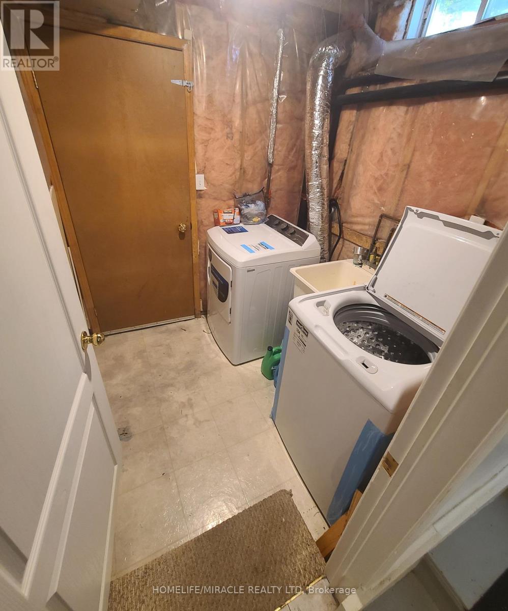 23 BSMT - 1867 KINGSTON ROAD, Pickering (Village East) — photo 7