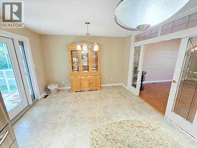 6929 99 Street - 13