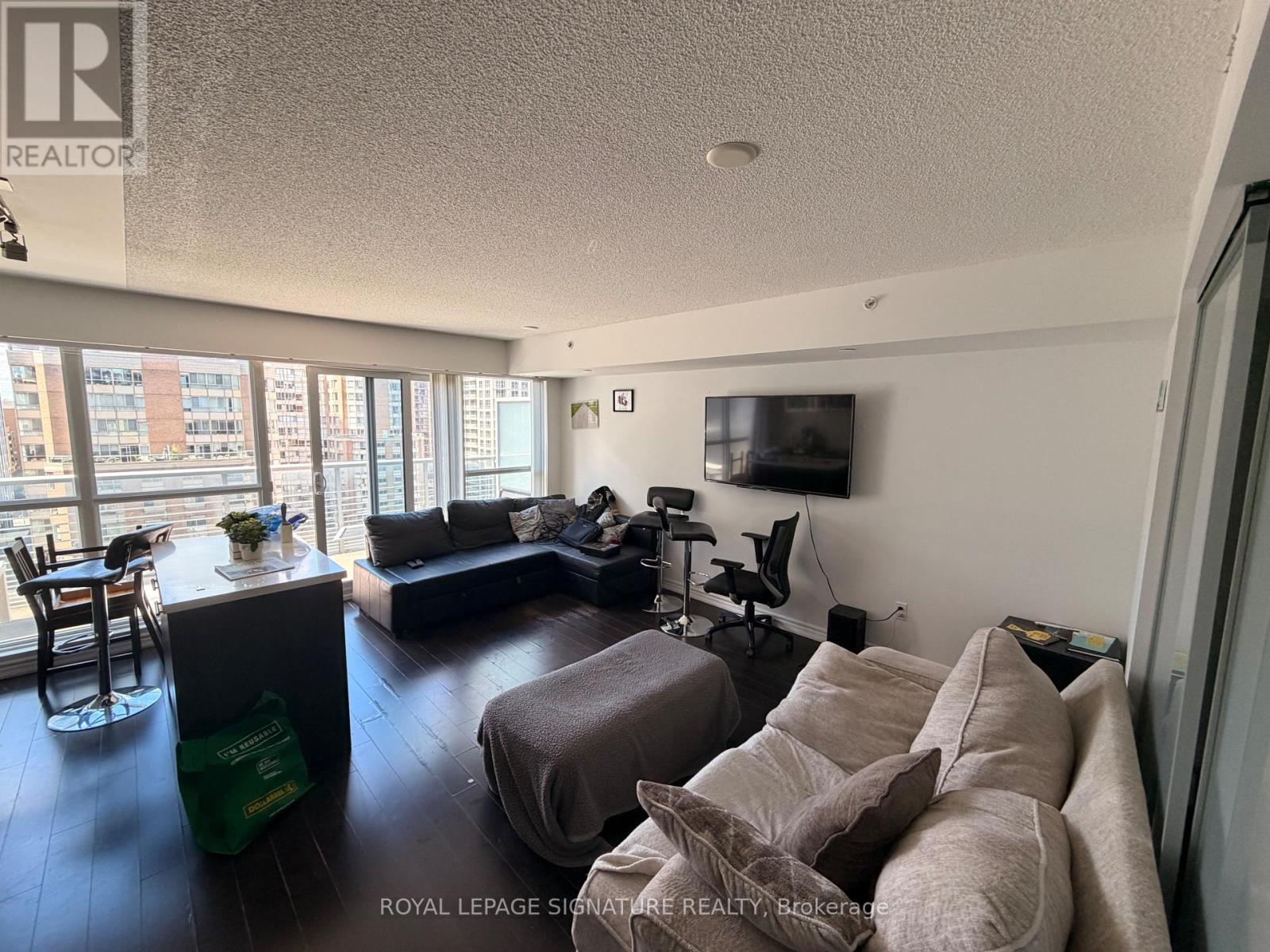 1116 - 386 YONGE STREET, Toronto (Bay Street Corridor) — photo 3