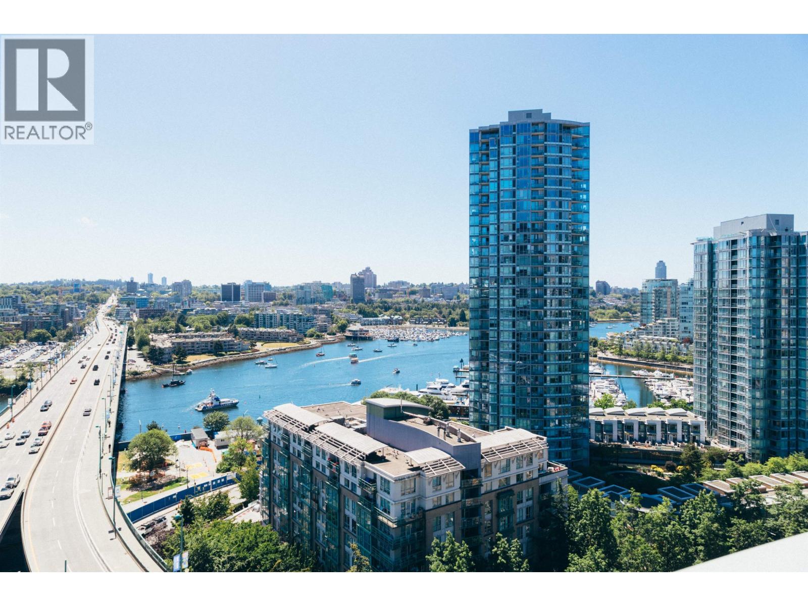 1785 87 NELSON STREET, Vancouver — photo 2