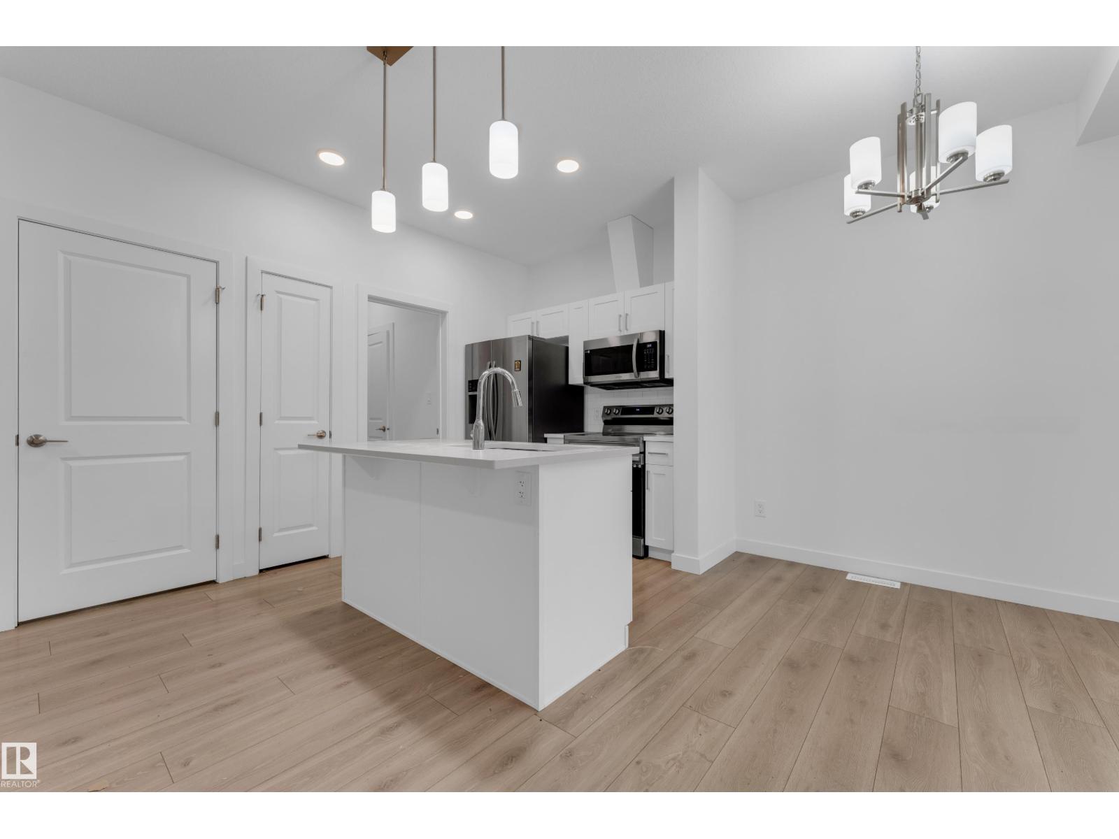 #21 603 ORCHARDS BV SW - 22