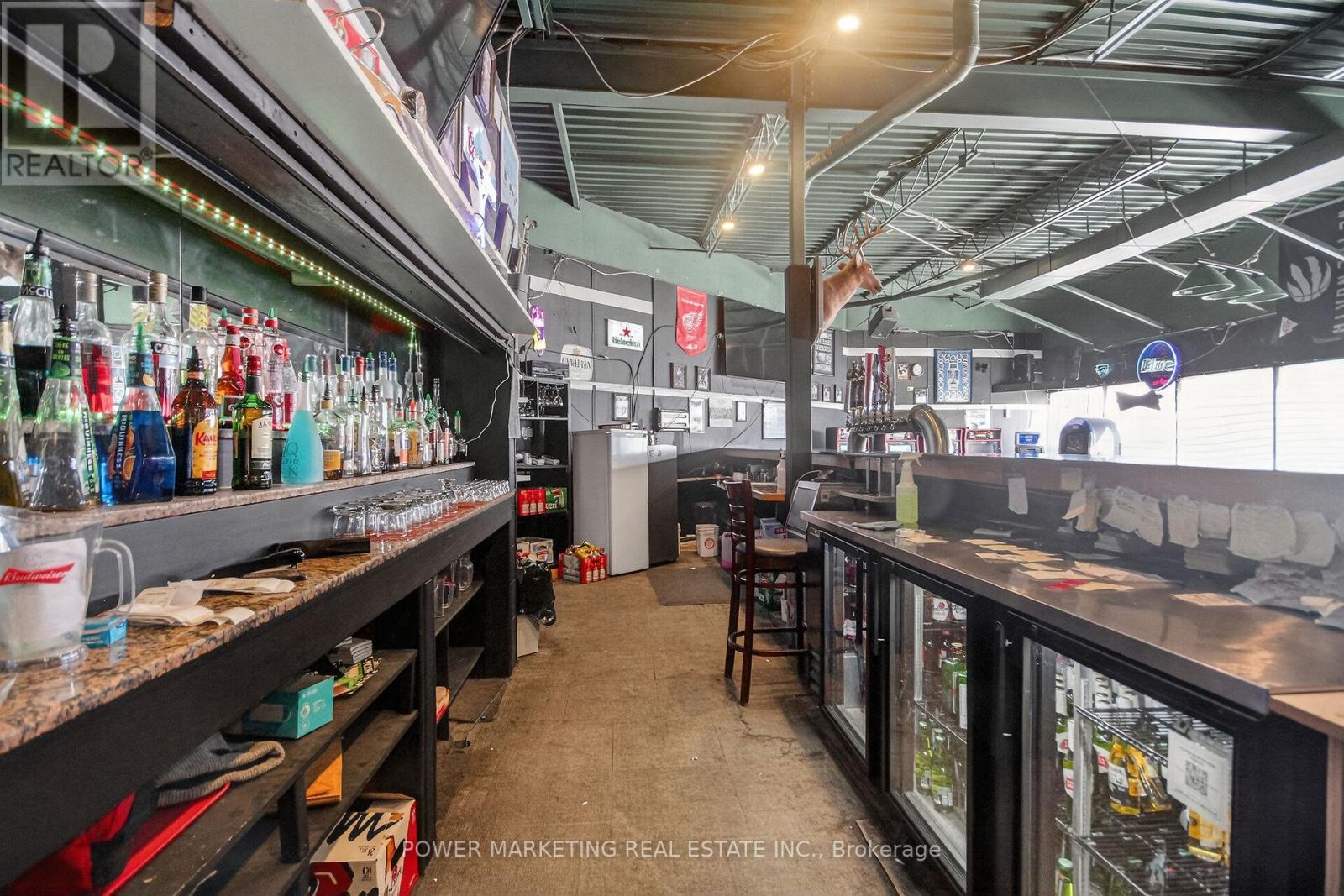 Business for Sale in Ottawa – 858 MERIVALE ROAD, Ottawa – MLS# X13750094 - Image 16