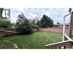 Foyer - 508 Mcgillivray Street, Outlook, SK S0L2N0 Photo 9