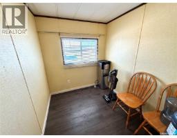 1&2 Lakeview Avenue, Jackfish Lake, SK S0M1X0 Photo 17