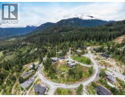 1709 Wishbone Court, Squamish, BC V0N2L3 Photo 11