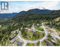 1709 Wishbone Court, Squamish, BC V0N2L3 Photo 12