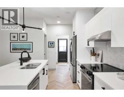 902 Chinook Winds Meadow SW - photo 12