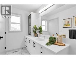 902 Chinook Winds Meadow SW - photo 25
