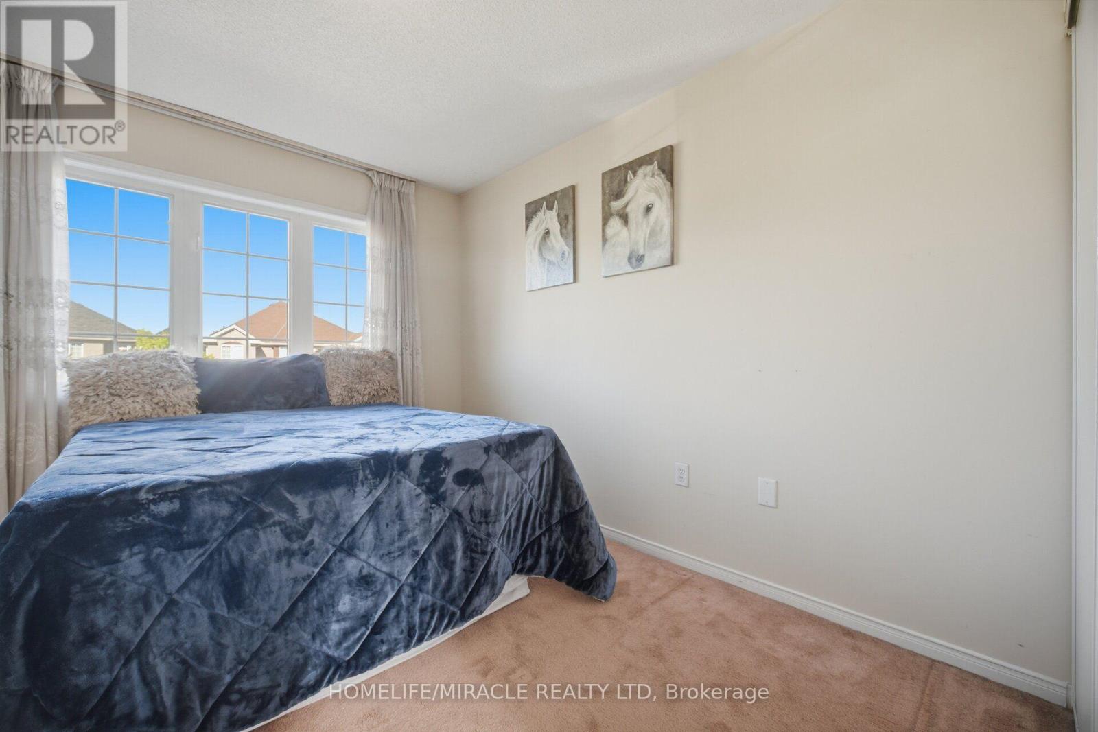 101 CRYSTALVIEW CRESCENT - 26