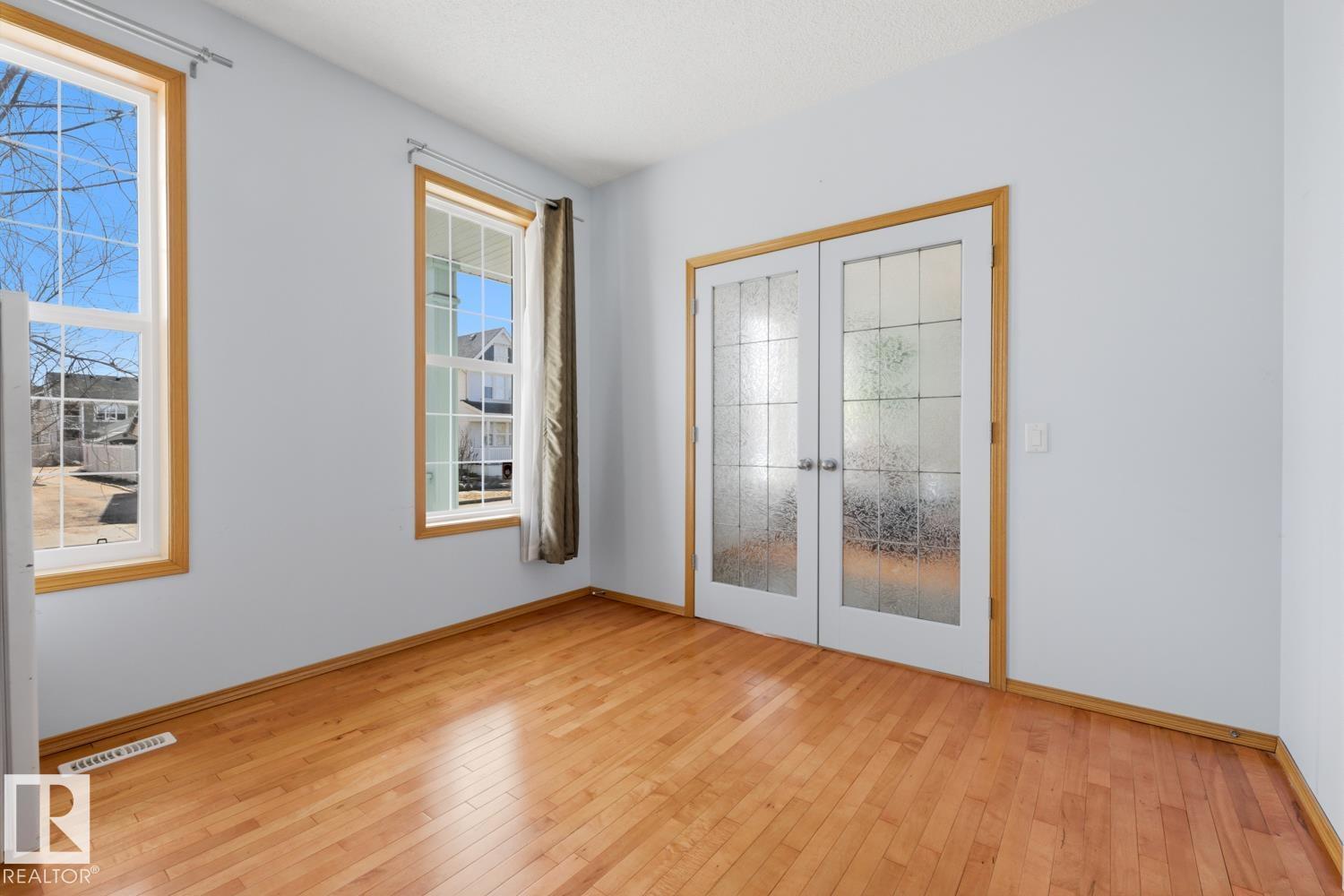 9904 144 AV NW - 13