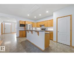 Bedroom 3 - 9904 144 Av Nw, Edmonton, AB T5E6M5 Photo 8
