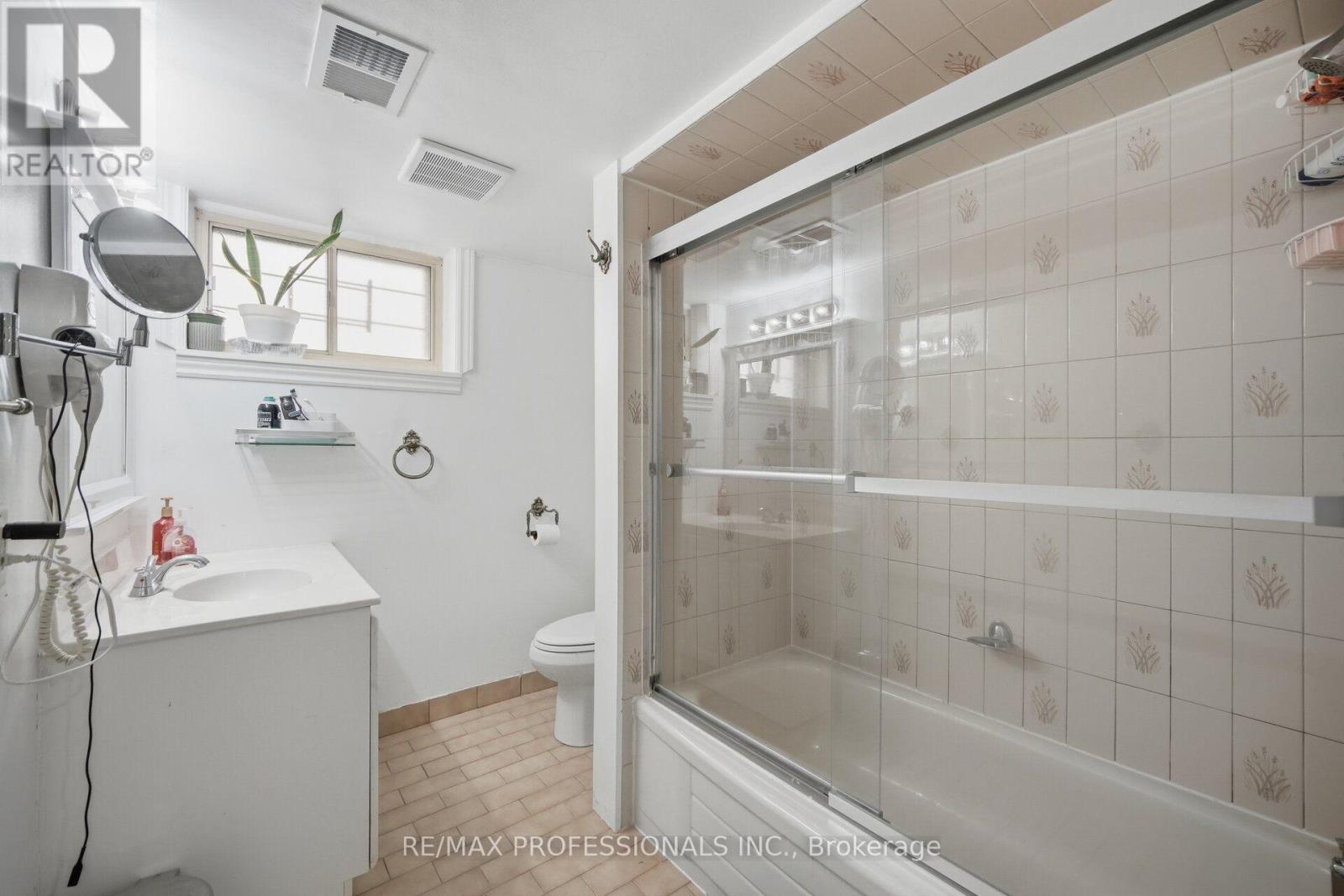 53 WILMAR ROAD - 36