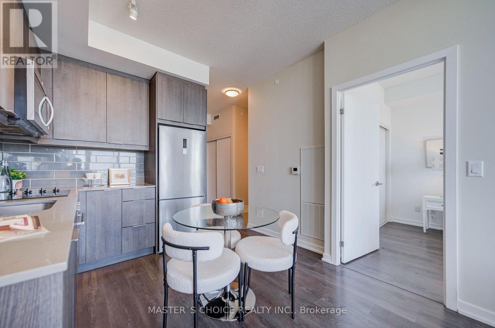 #3303 32 FOREST MANOR ROAD - 14