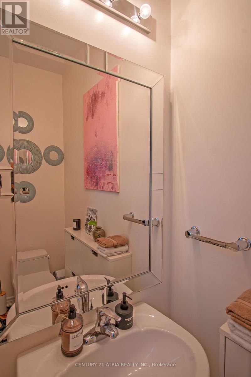 10951 WOODBINE AVENUE - 17