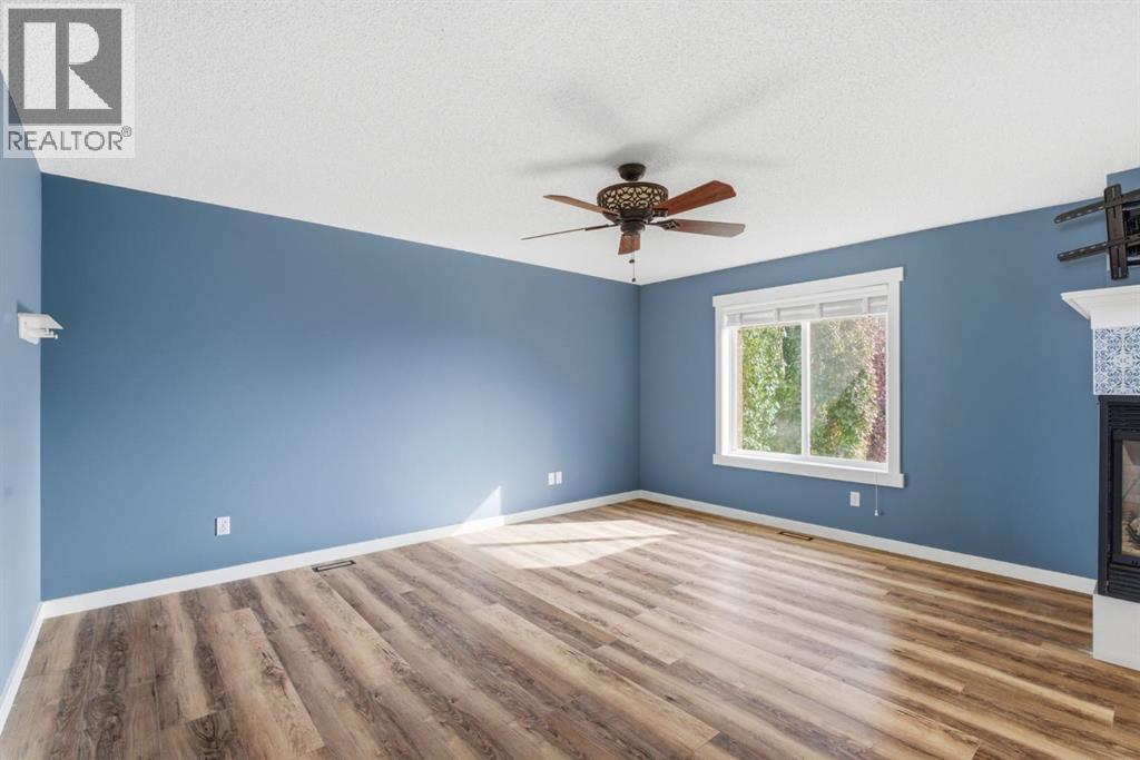 31 Chapala Close SE - 26