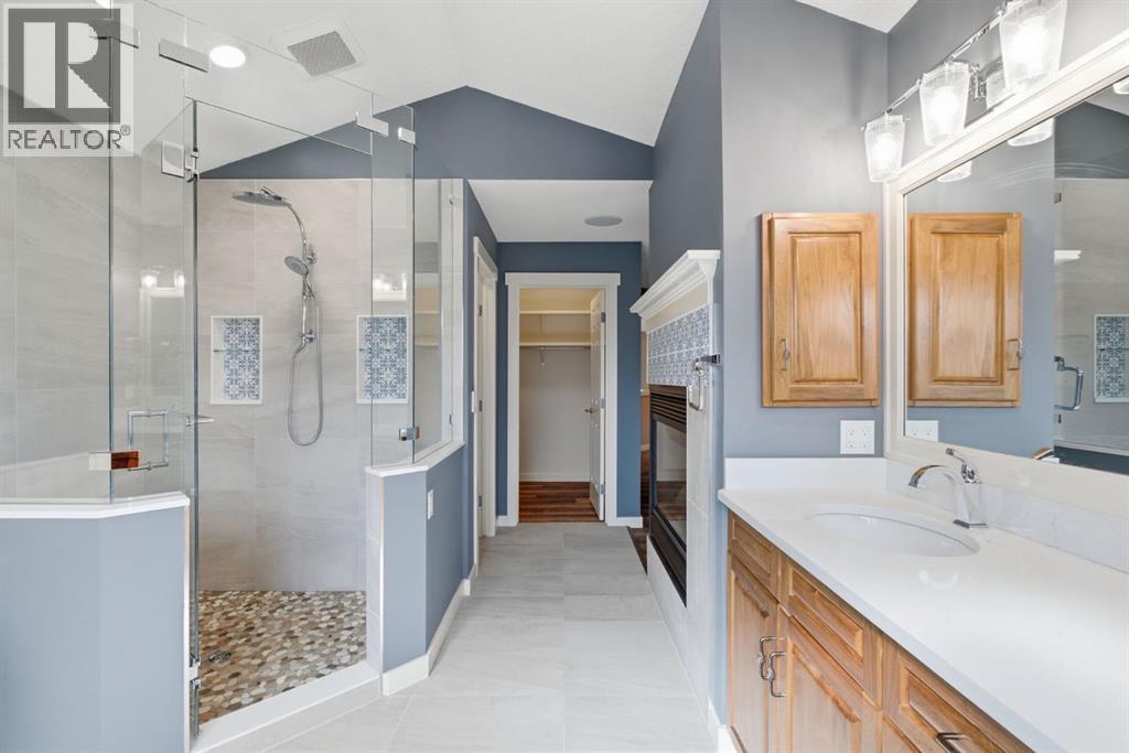 31 Chapala Close SE - 29