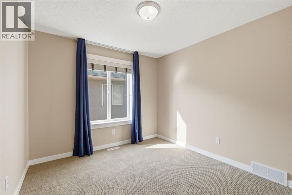 31 Chapala Close SE - 31
