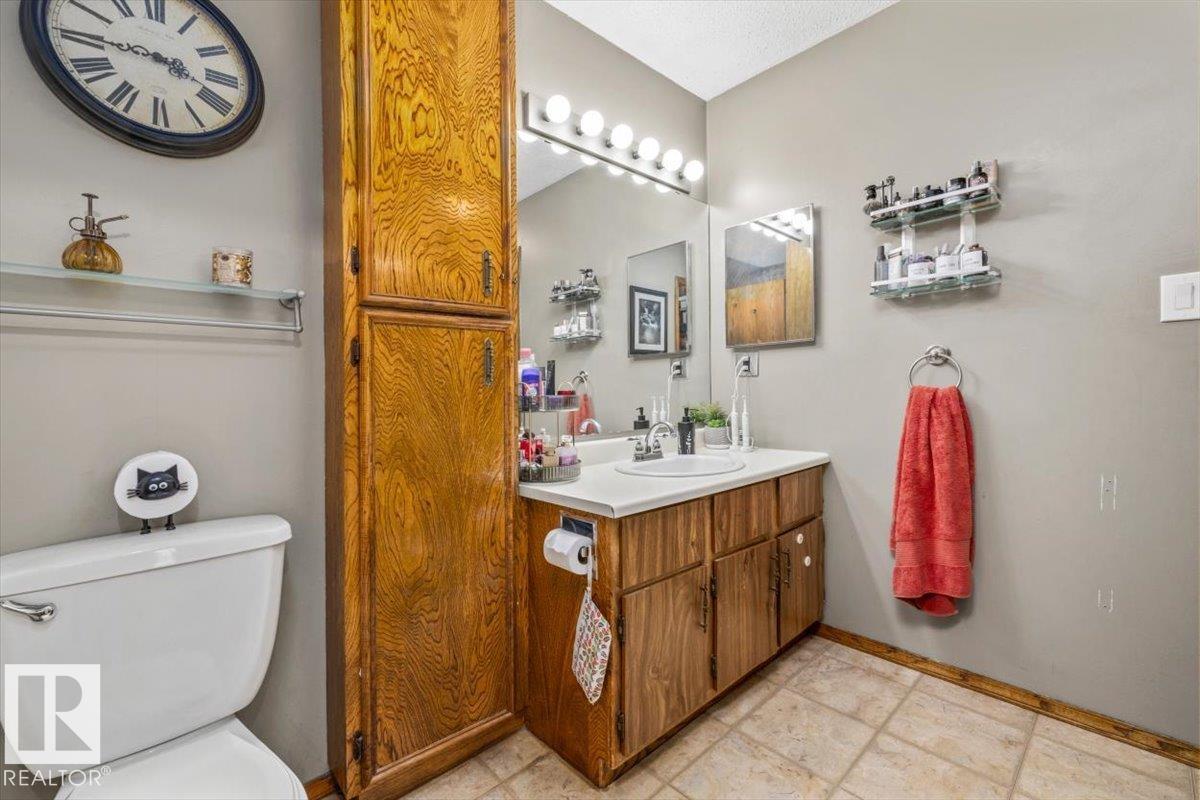205 WESTON DR - Image 20
