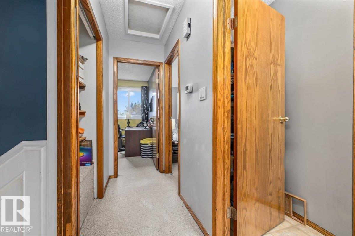 205 WESTON DR - 25