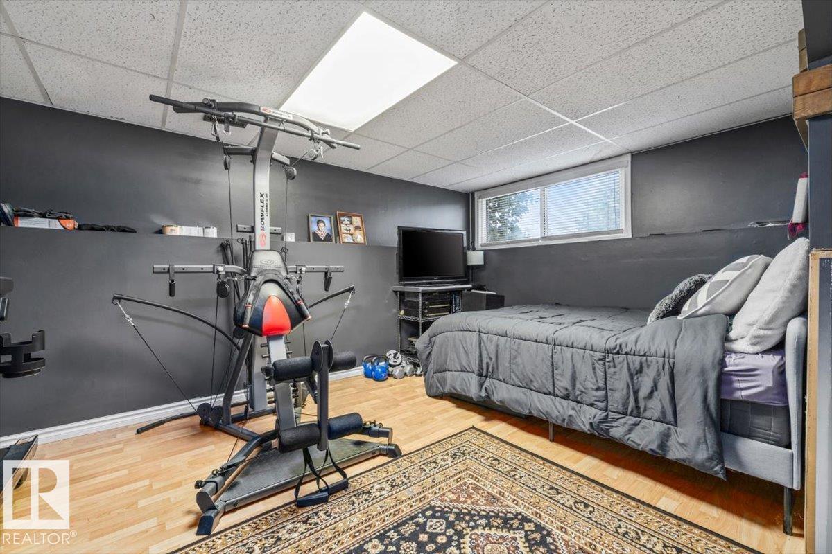 205 WESTON DR - 30
