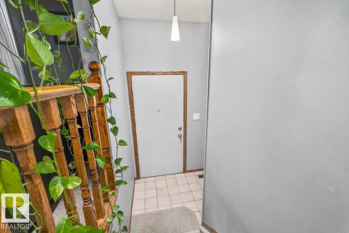 205 WESTON DR - 6