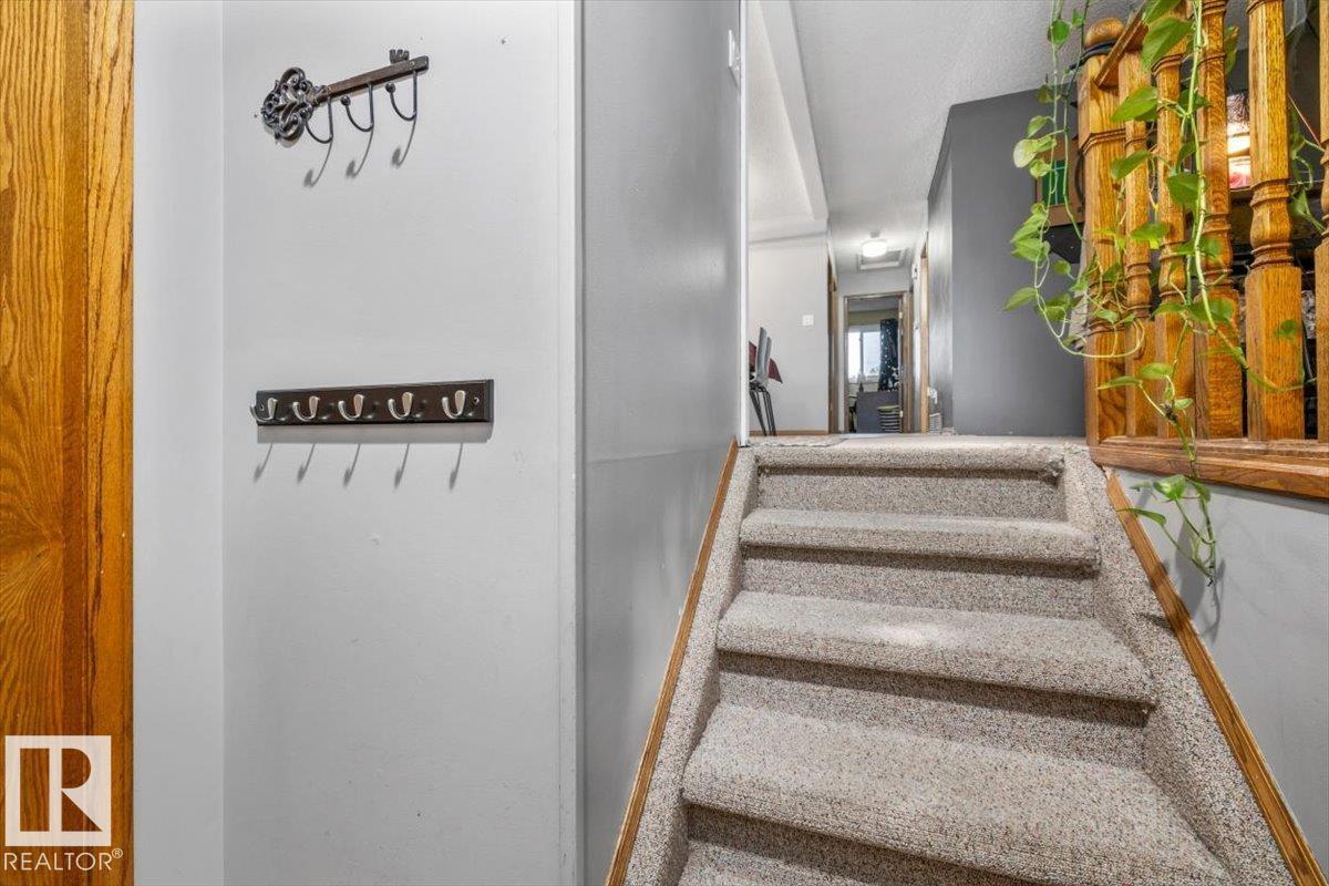 205 WESTON DR - Image 7