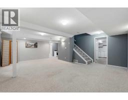 175 Shannon Circle Sw, Calgary, AB T2Y2L1 Photo 35