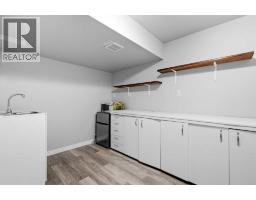 175 Shannon Circle Sw, Calgary, AB T2Y2L1 Photo 36