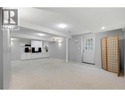 175 Shannon Circle Sw, Calgary, AB T2Y2L1 Photo 33