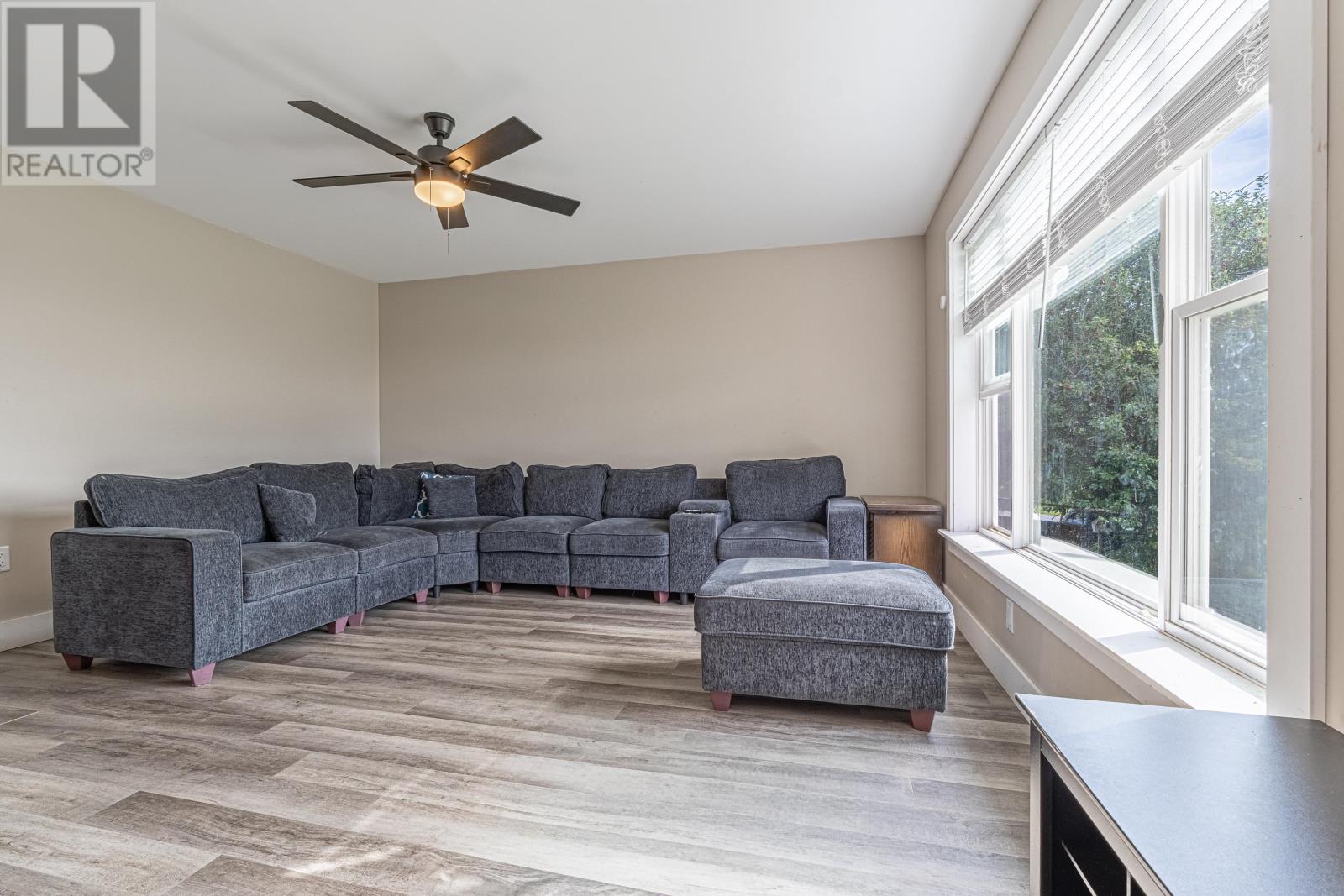 22 RIVERVIEW Crescent - 6