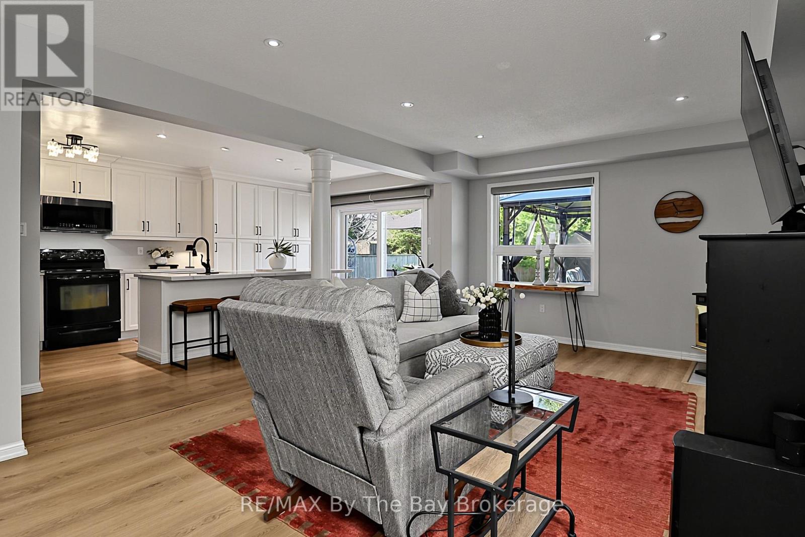 84 WESLEY AVENUE - 15