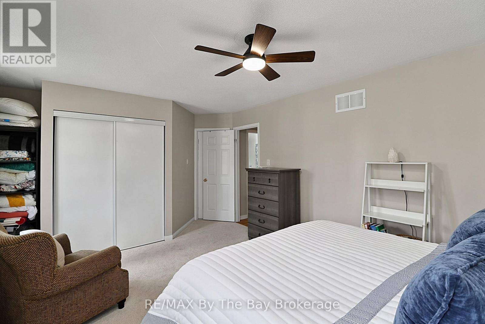 84 WESLEY AVENUE - 24